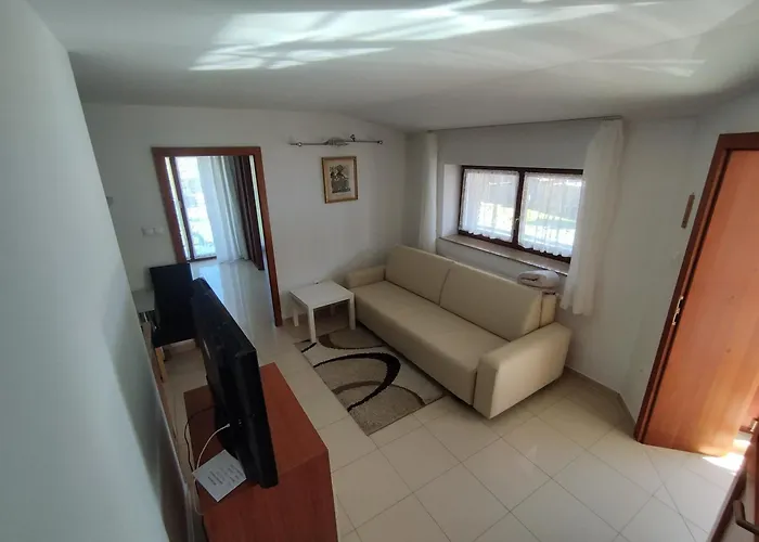 Privát Viktória * Terhely